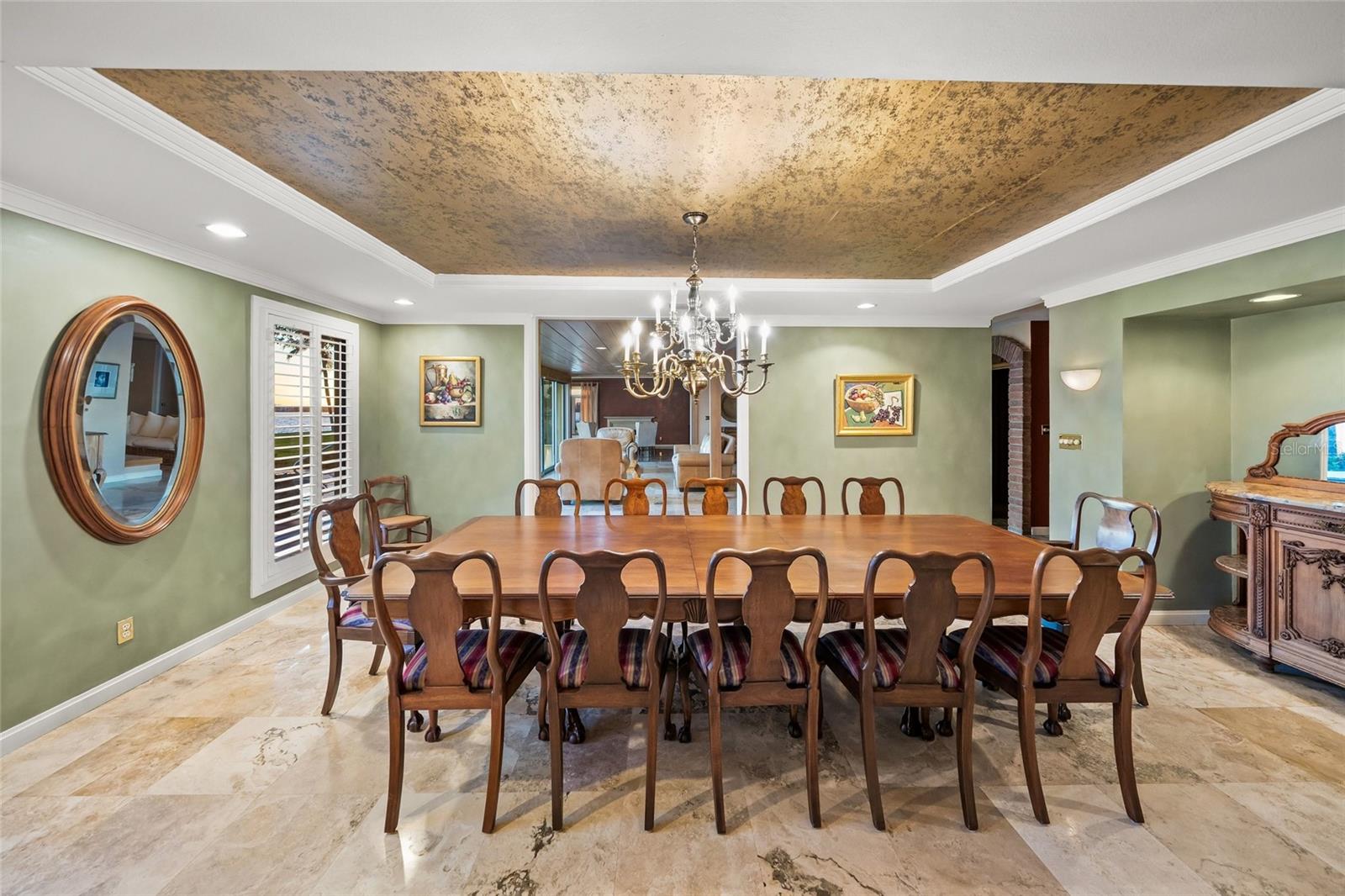 1136 N LAKE SHORE DR — photo 21