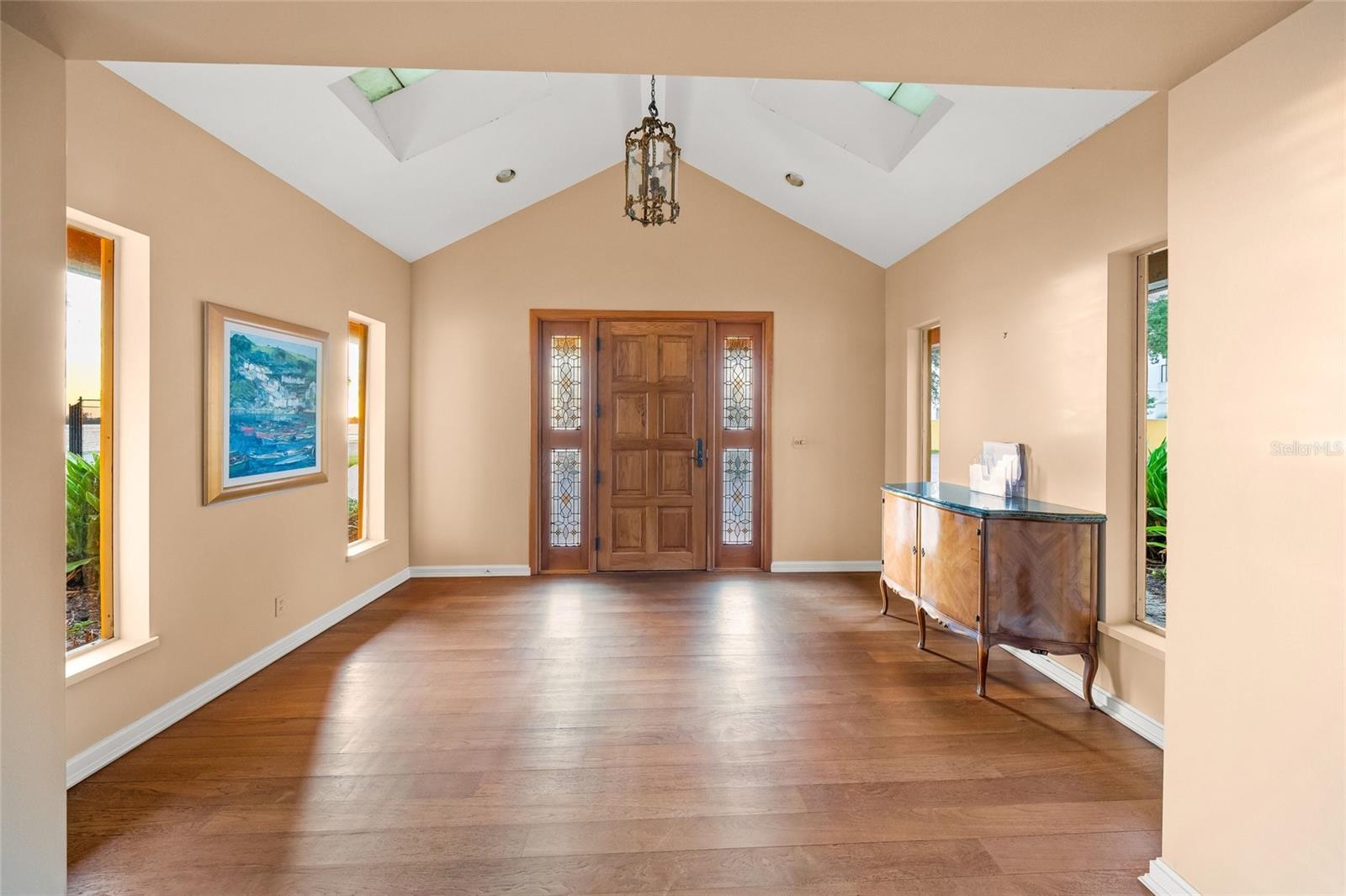 1136 N LAKE SHORE DR — photo 25