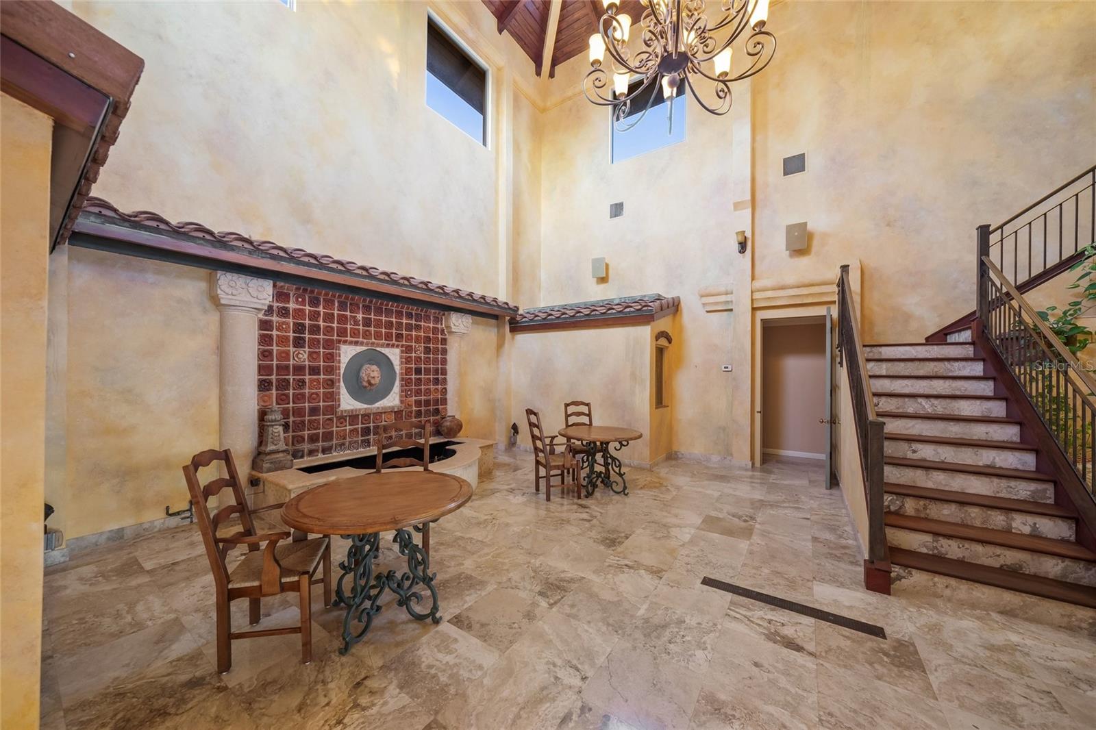 1136 N LAKE SHORE DR — photo 18
