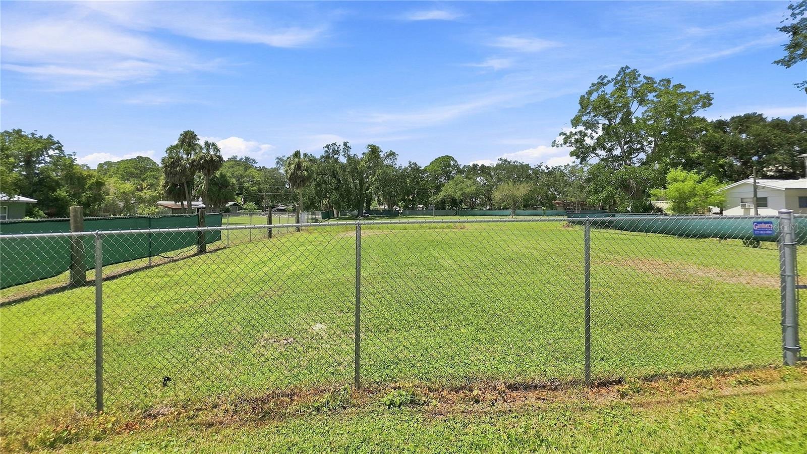 14125 PLUM LN — photo 40