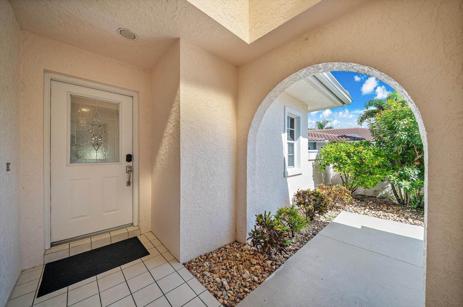 7306 GOLF POINTE CIR — photo 4