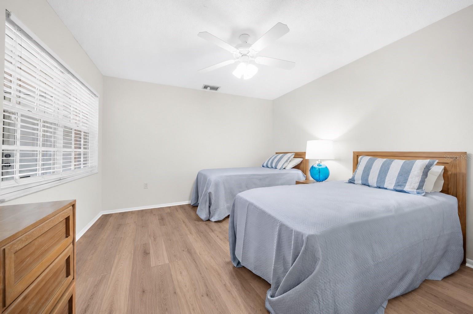 7306 GOLF POINTE CIR — photo 14