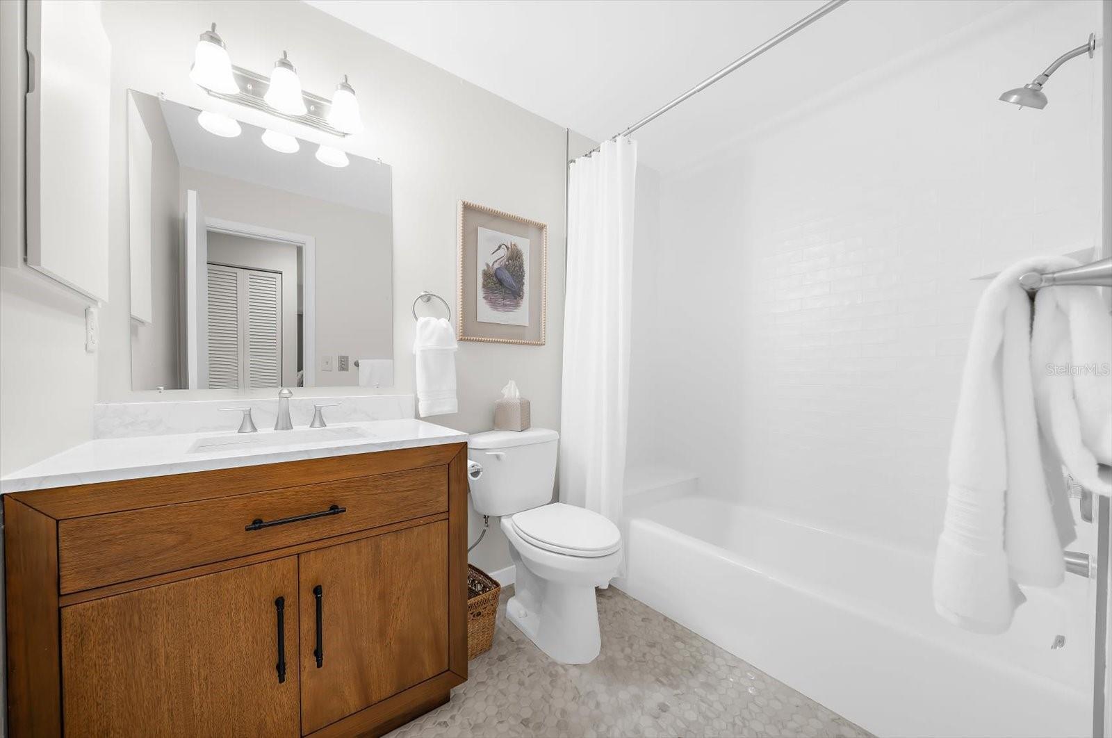 7306 GOLF POINTE CIR — photo 12