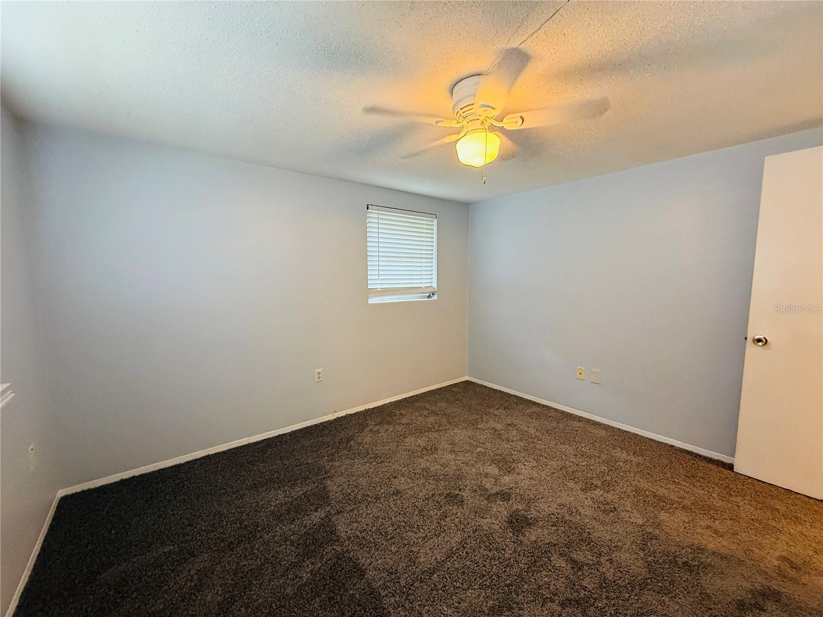 7910 LILAC DR — photo 18