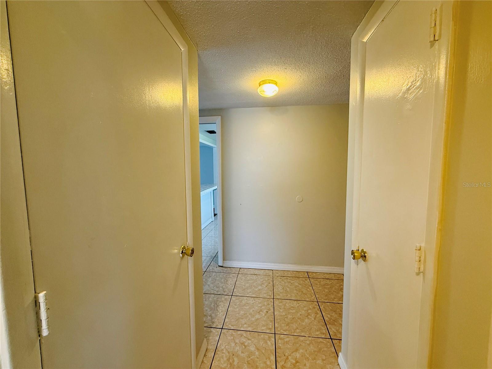 7910 LILAC DR — photo 24