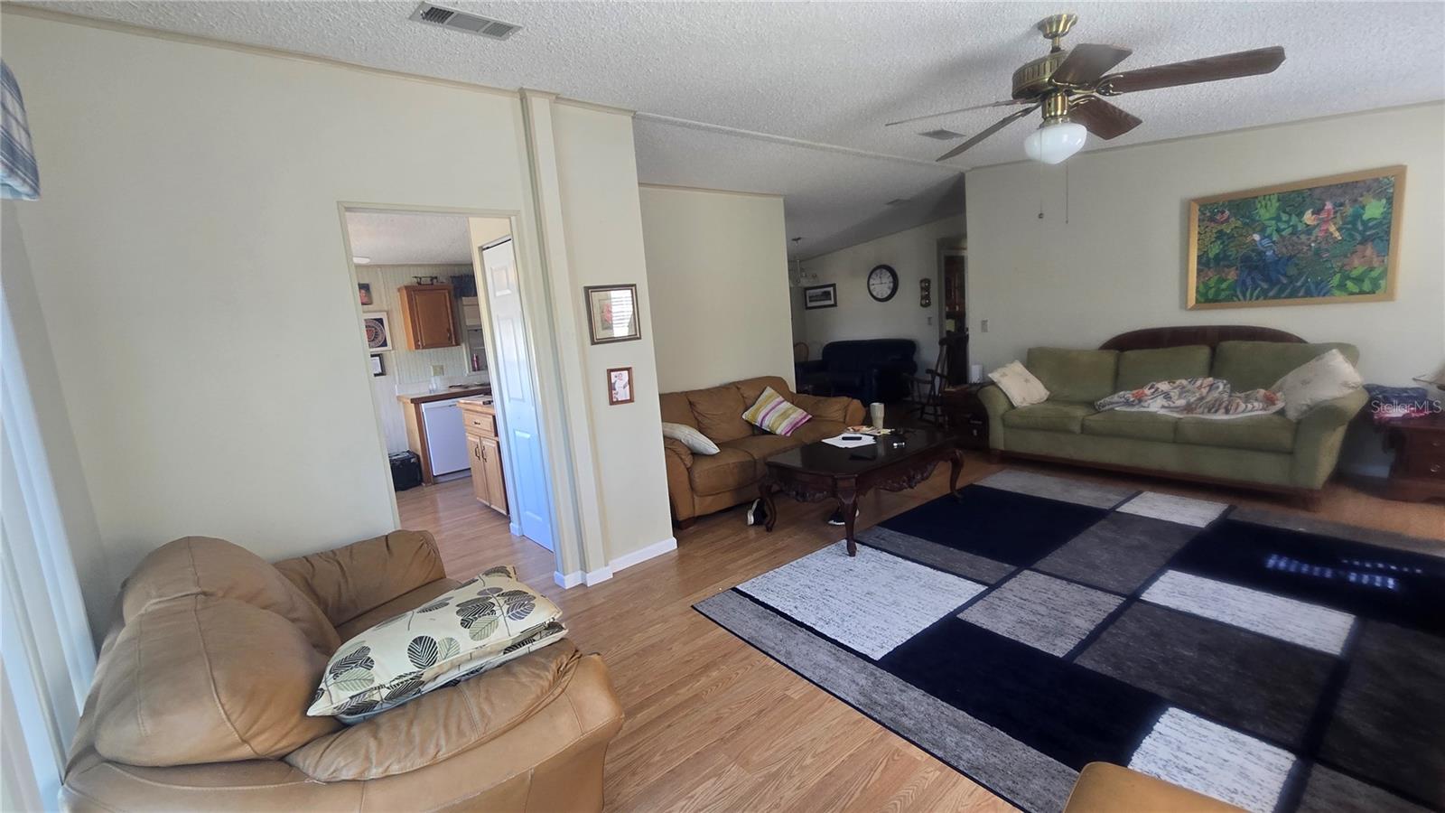 47-49 HATCHETT CREEK RD — photo 21