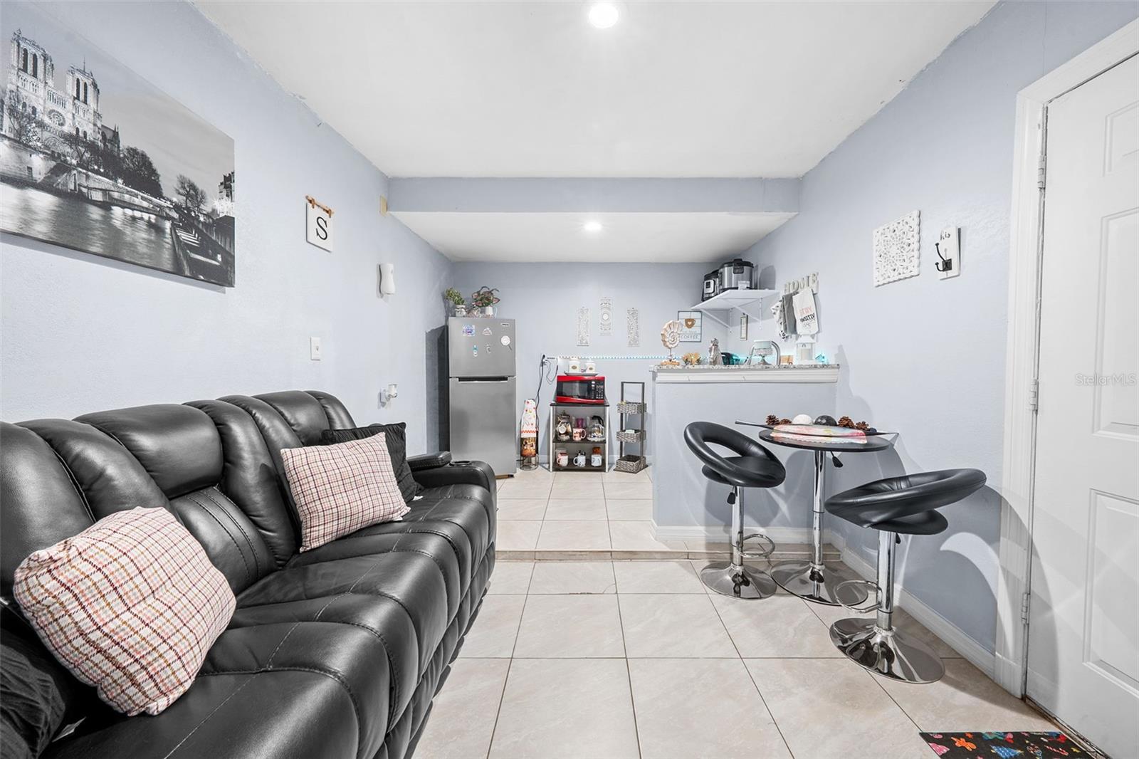 6301 NESTING CT — photo 37