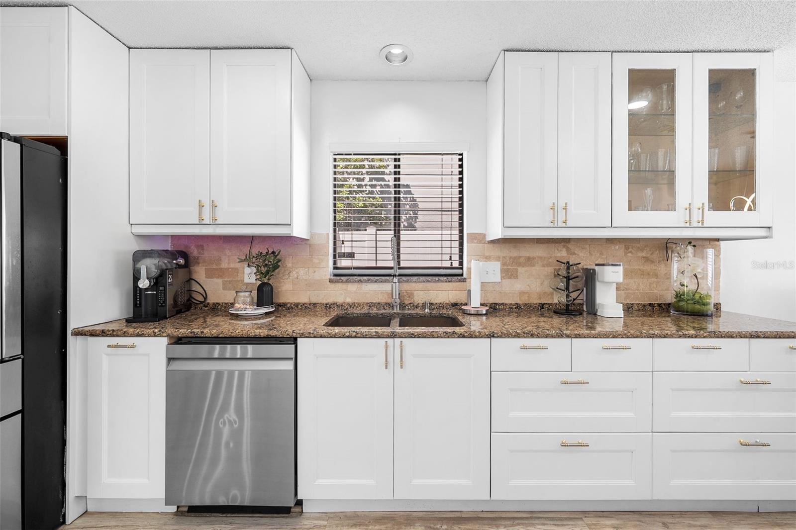 6301 NESTING CT — photo 14
