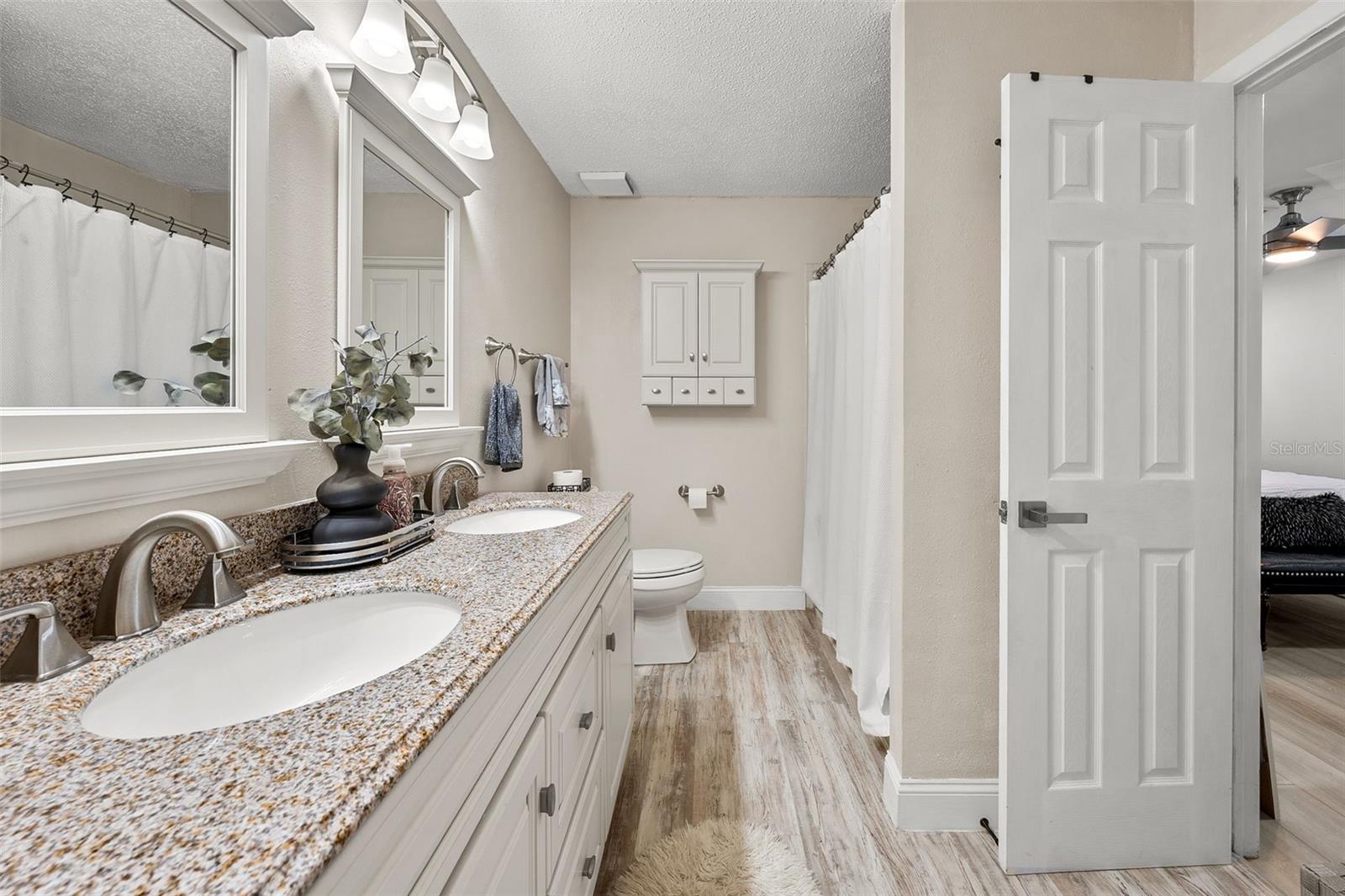 6301 NESTING CT — photo 32