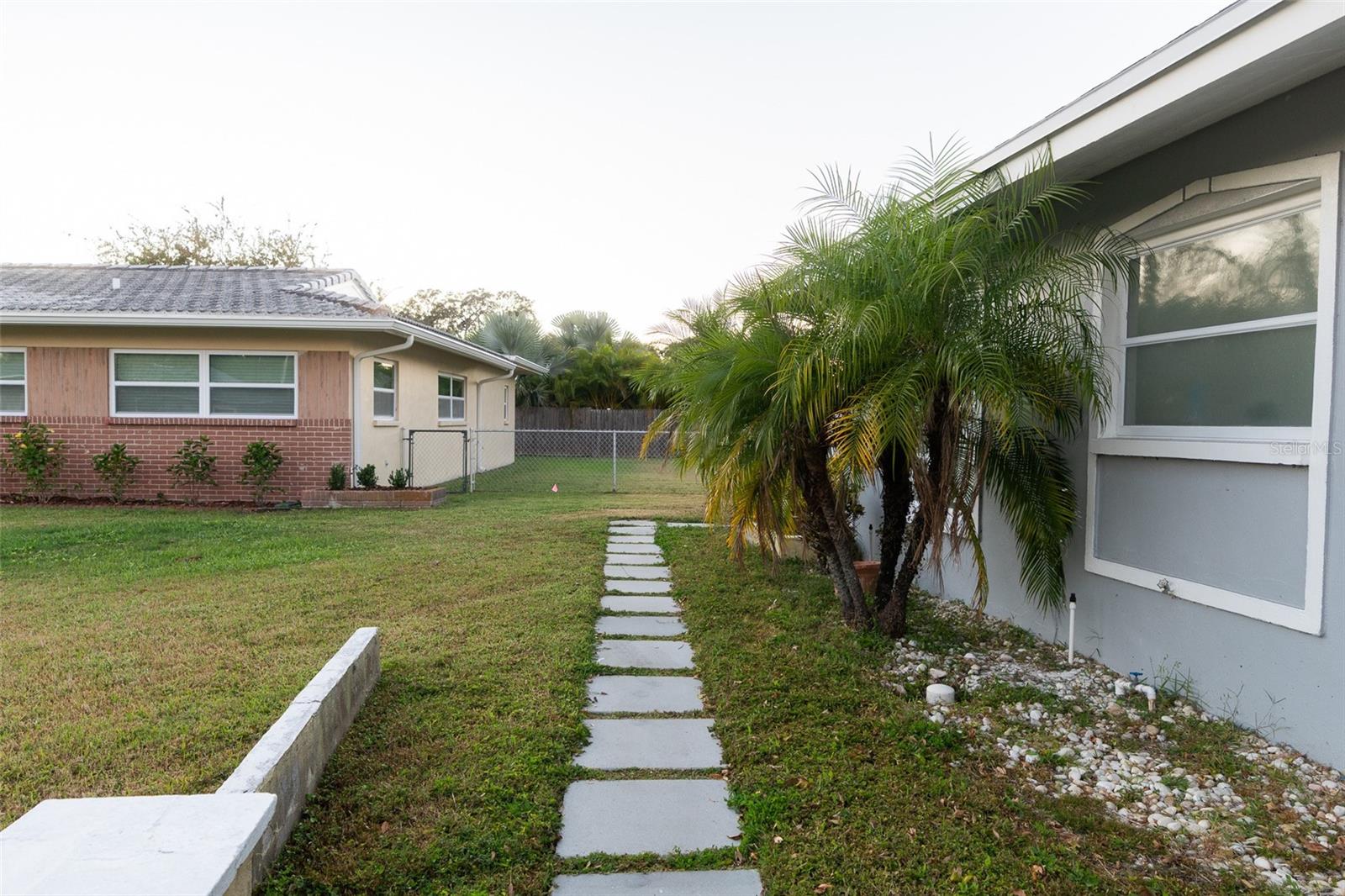 4710 SHALE PL — photo 21