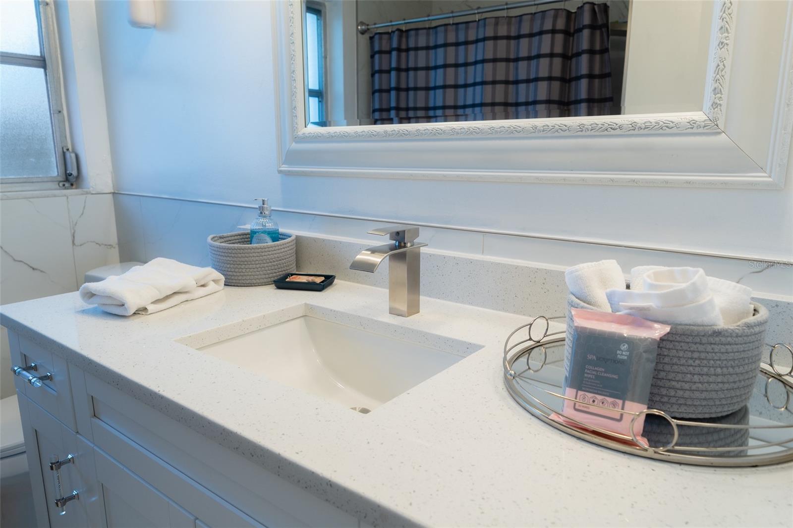 4710 SHALE PL — photo 12