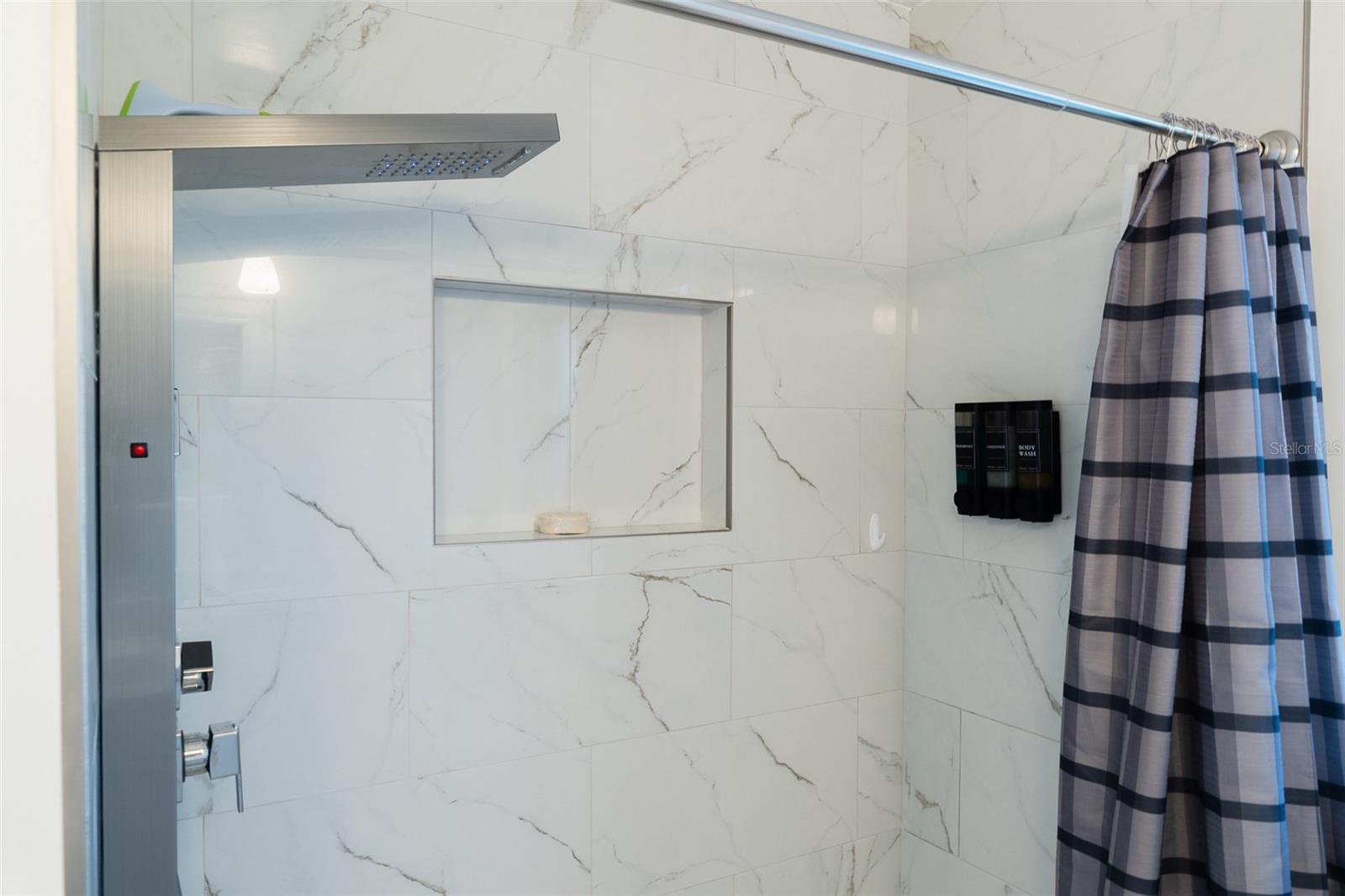 4710 SHALE PL — photo 13