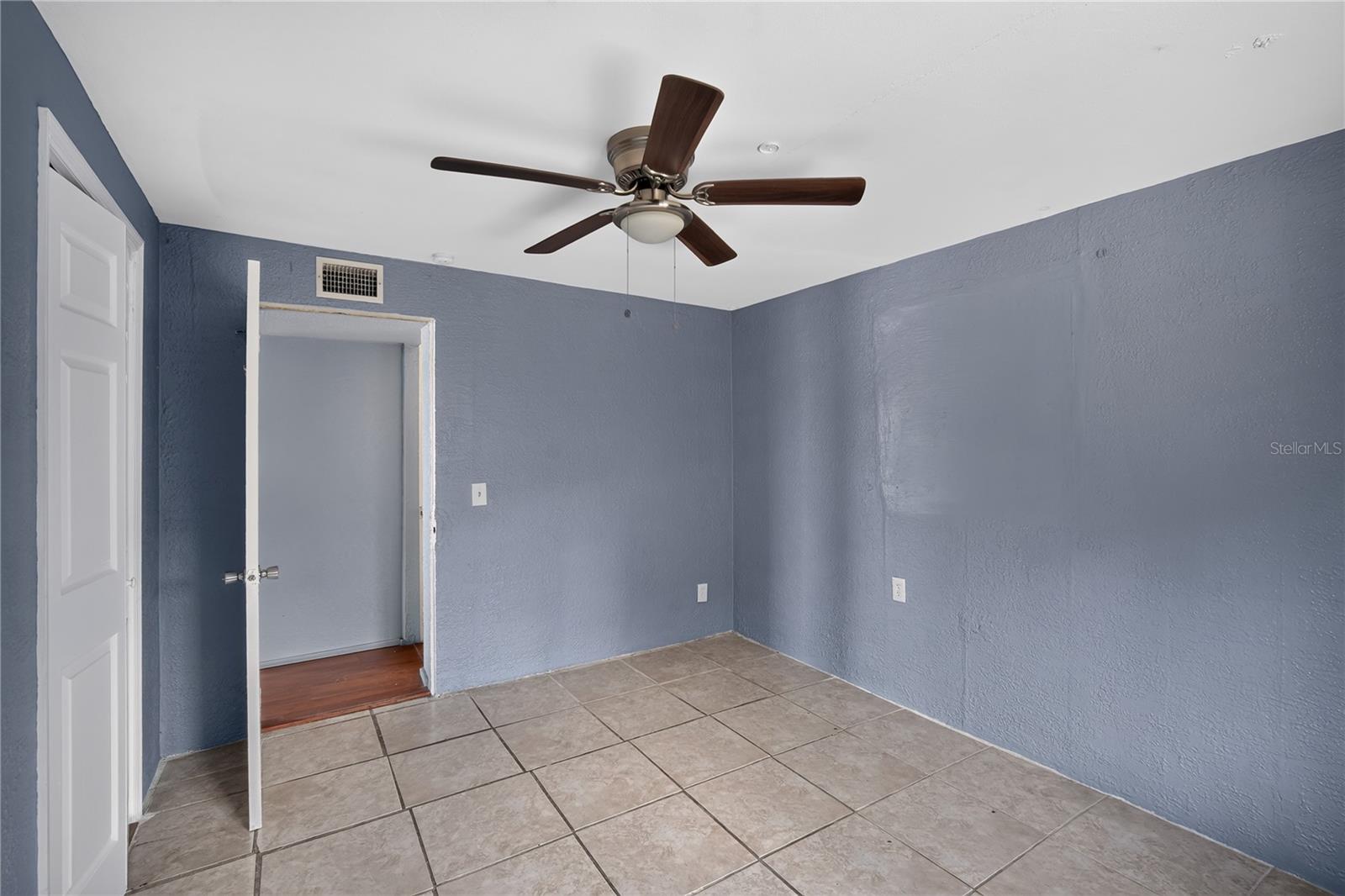 4344 KOHLER ST — photo 18
