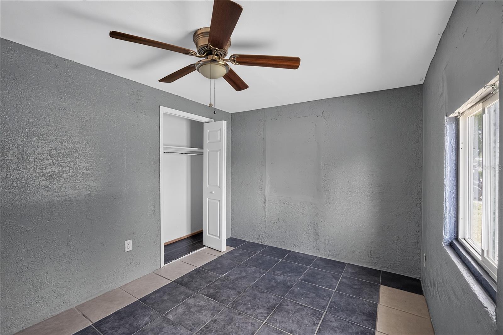 4344 KOHLER ST — photo 17