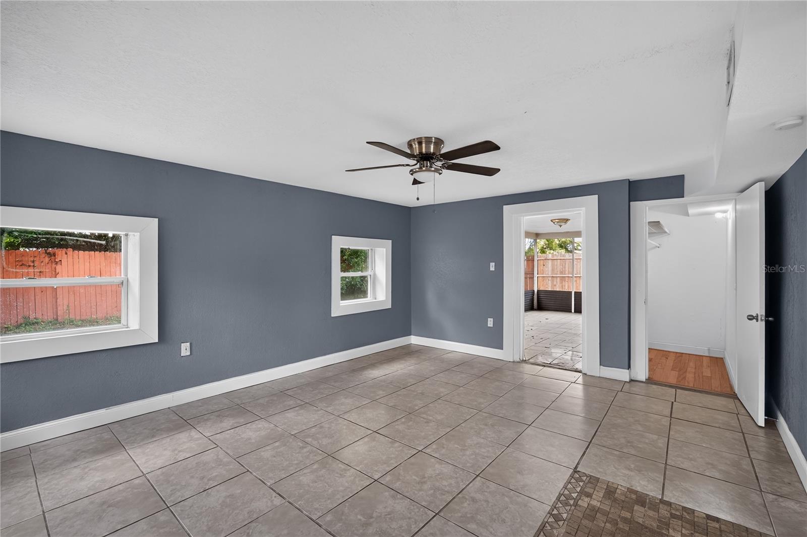 4344 KOHLER ST — photo 22