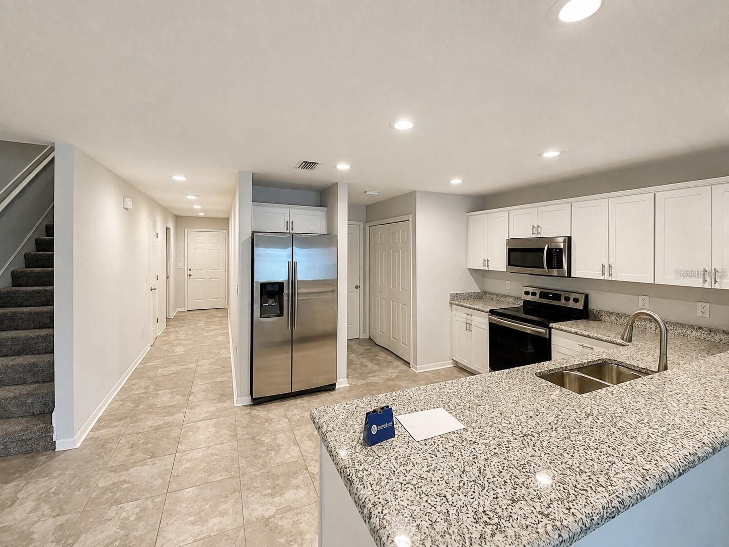 7306 MERLOT SIENNA AVE — photo 2