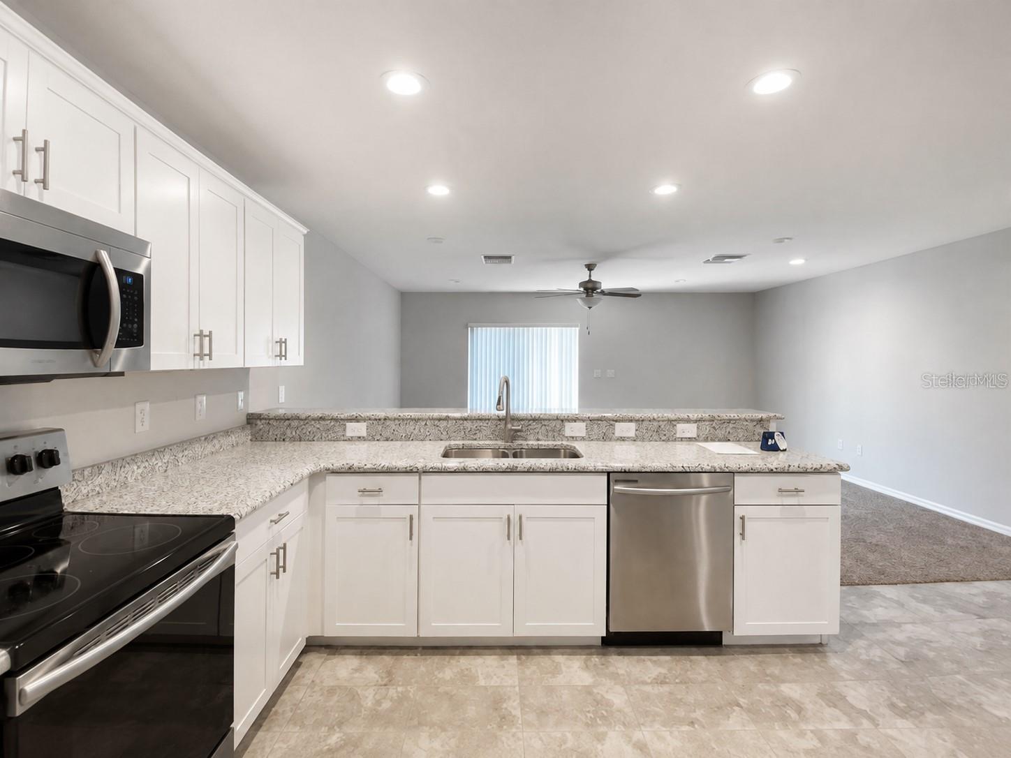 7306 MERLOT SIENNA AVE — photo 3
