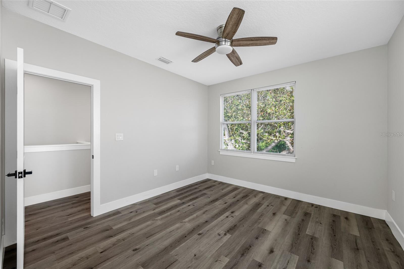 6910 DARTMOUTH AVE N — photo 29