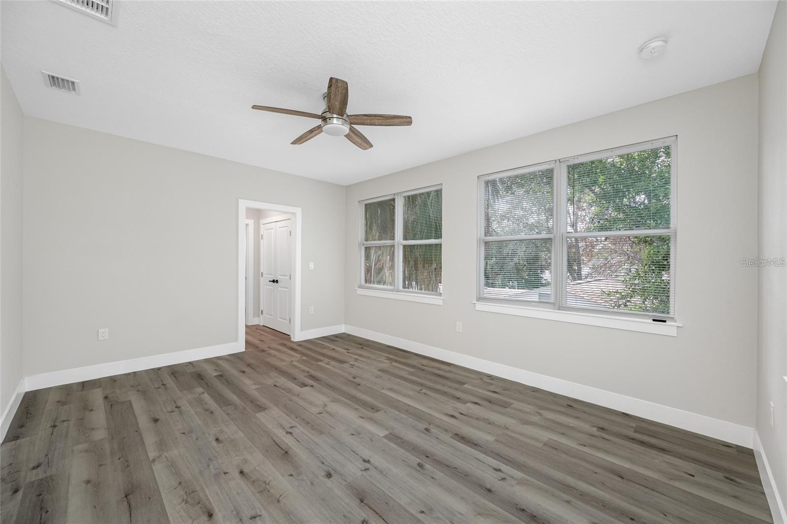 6910 DARTMOUTH AVE N — photo 21