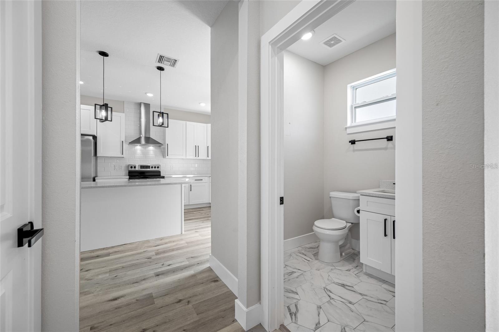 6910 DARTMOUTH AVE N — photo 11