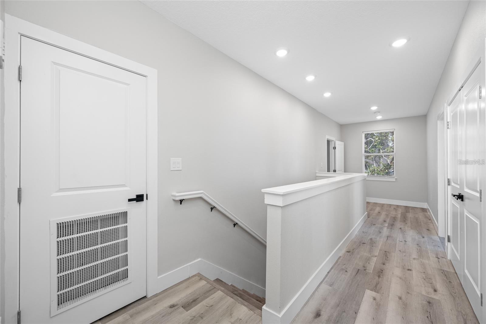 6910 DARTMOUTH AVE N — photo 14