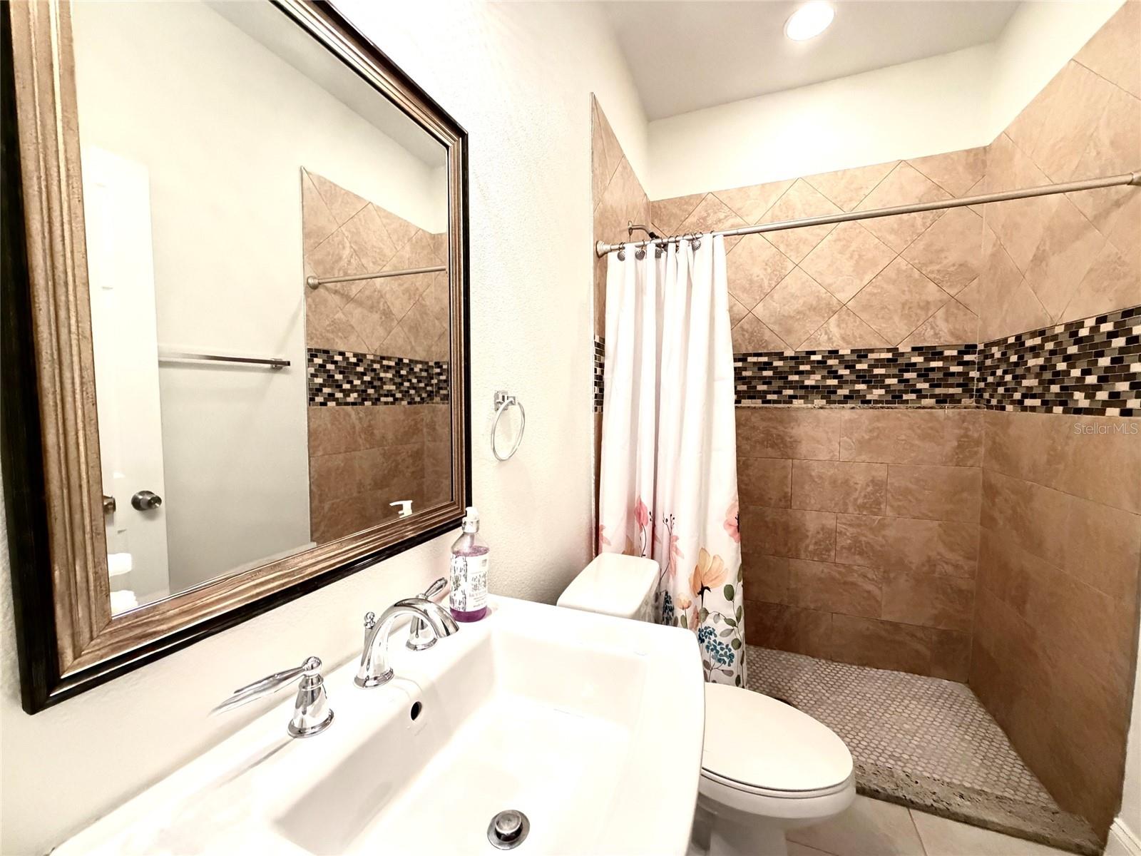 2721 W SITKA ST — photo 27