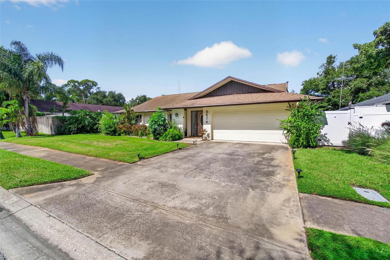 5674 BAY PINES LAKES BLVD — photo 2