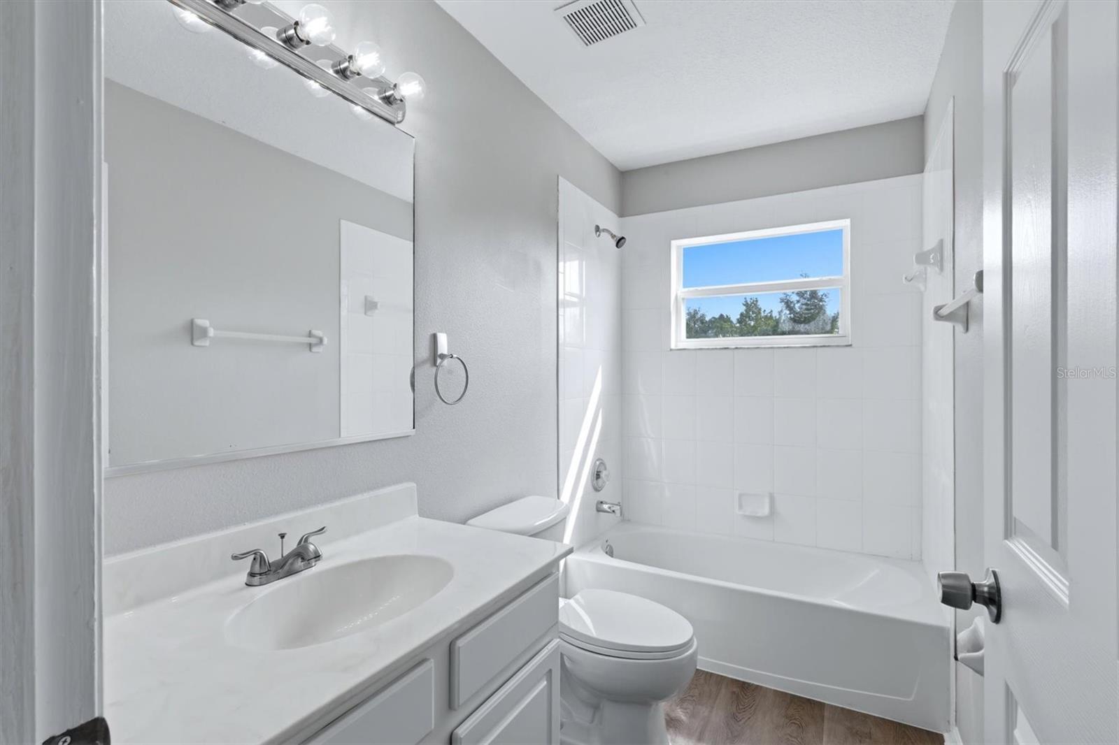 6417 BLUE GROSBEAK CIR — photo 44