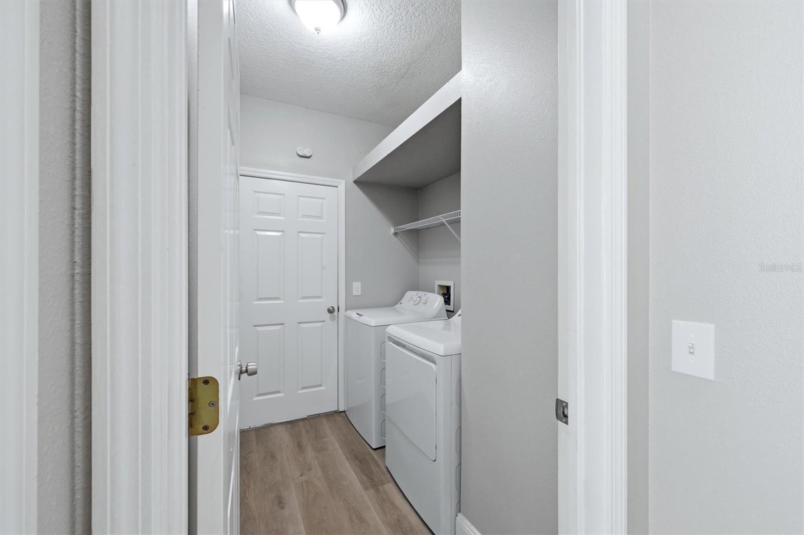 6417 BLUE GROSBEAK CIR — photo 45