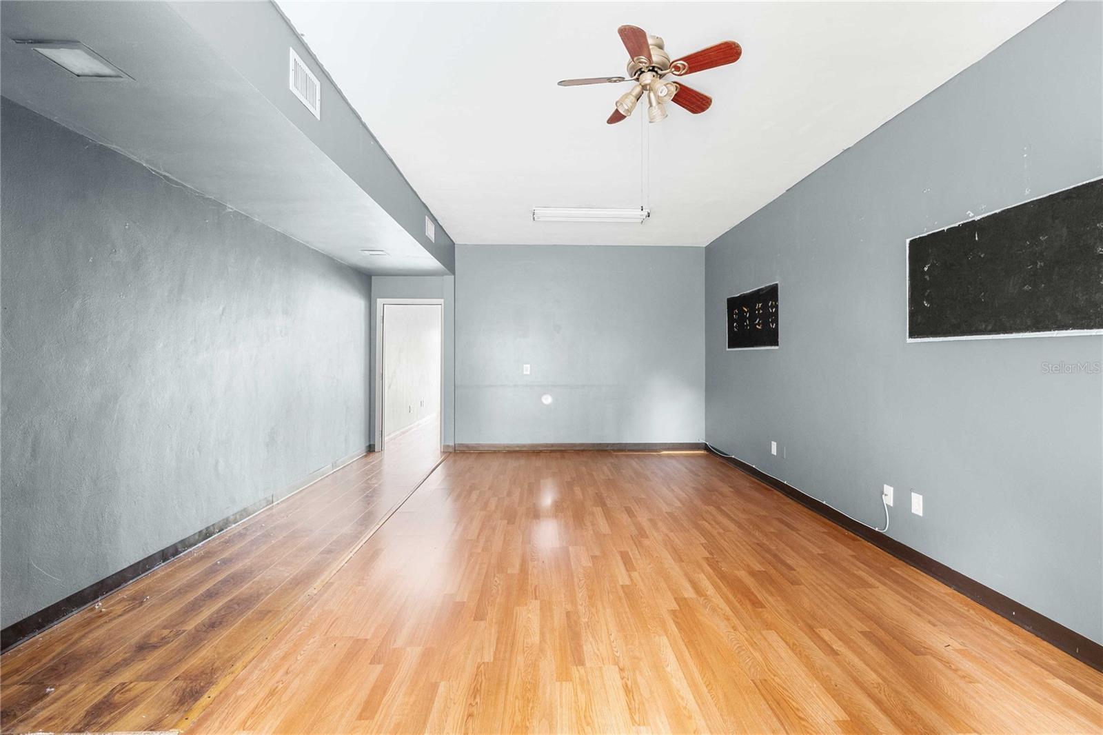 1311 S MISSOURI AVE — photo 10