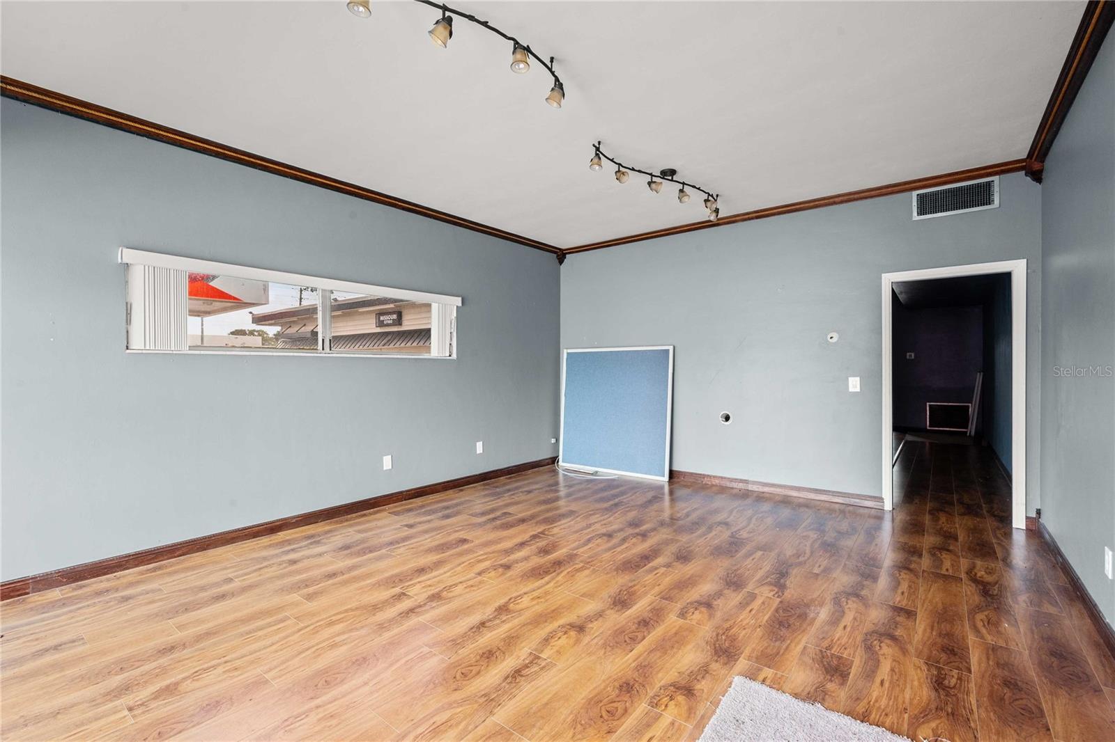 1311 S MISSOURI AVE — photo 14