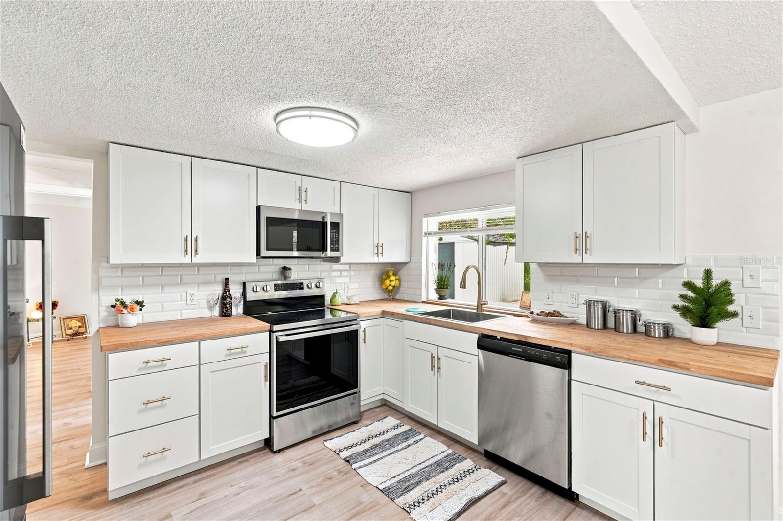 6214 WESTPORT DR — photo 19