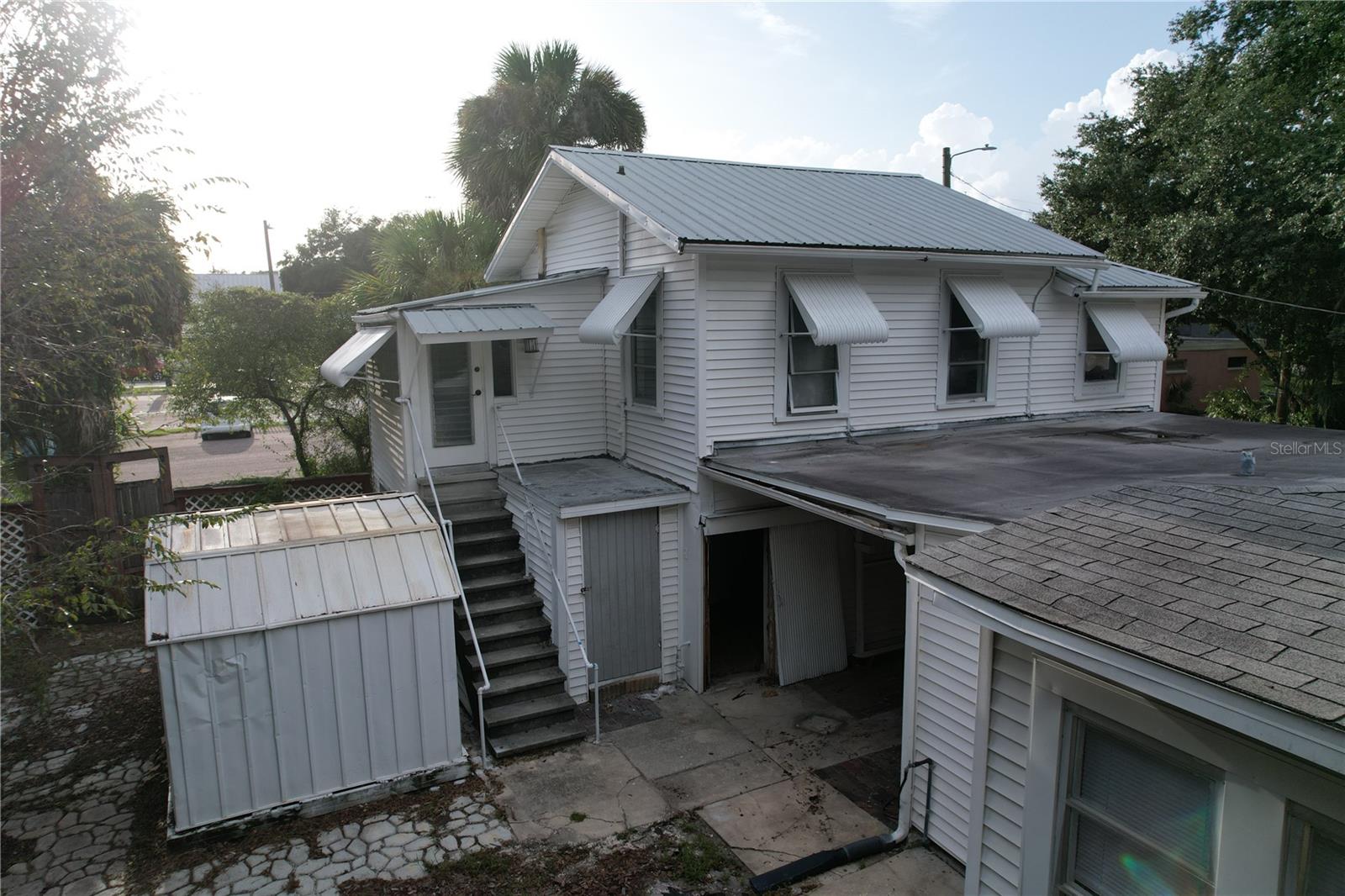 6506 N WELLINGTON AVE — photo 6