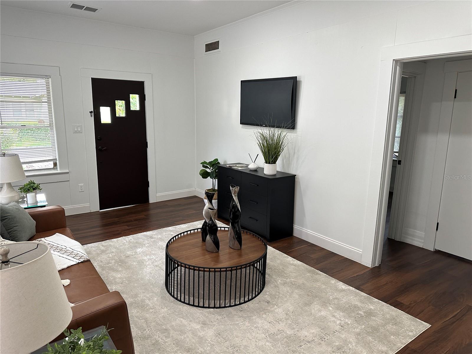6506 N WELLINGTON AVE — photo 13