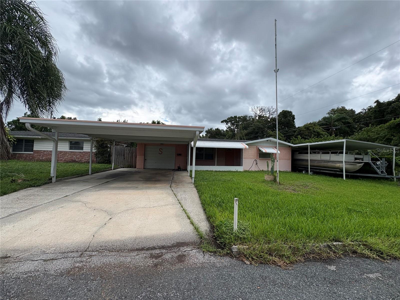 1650 AQUA LN — photo 16