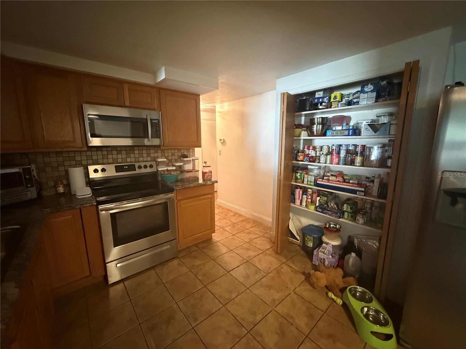 1650 AQUA LN — photo 8