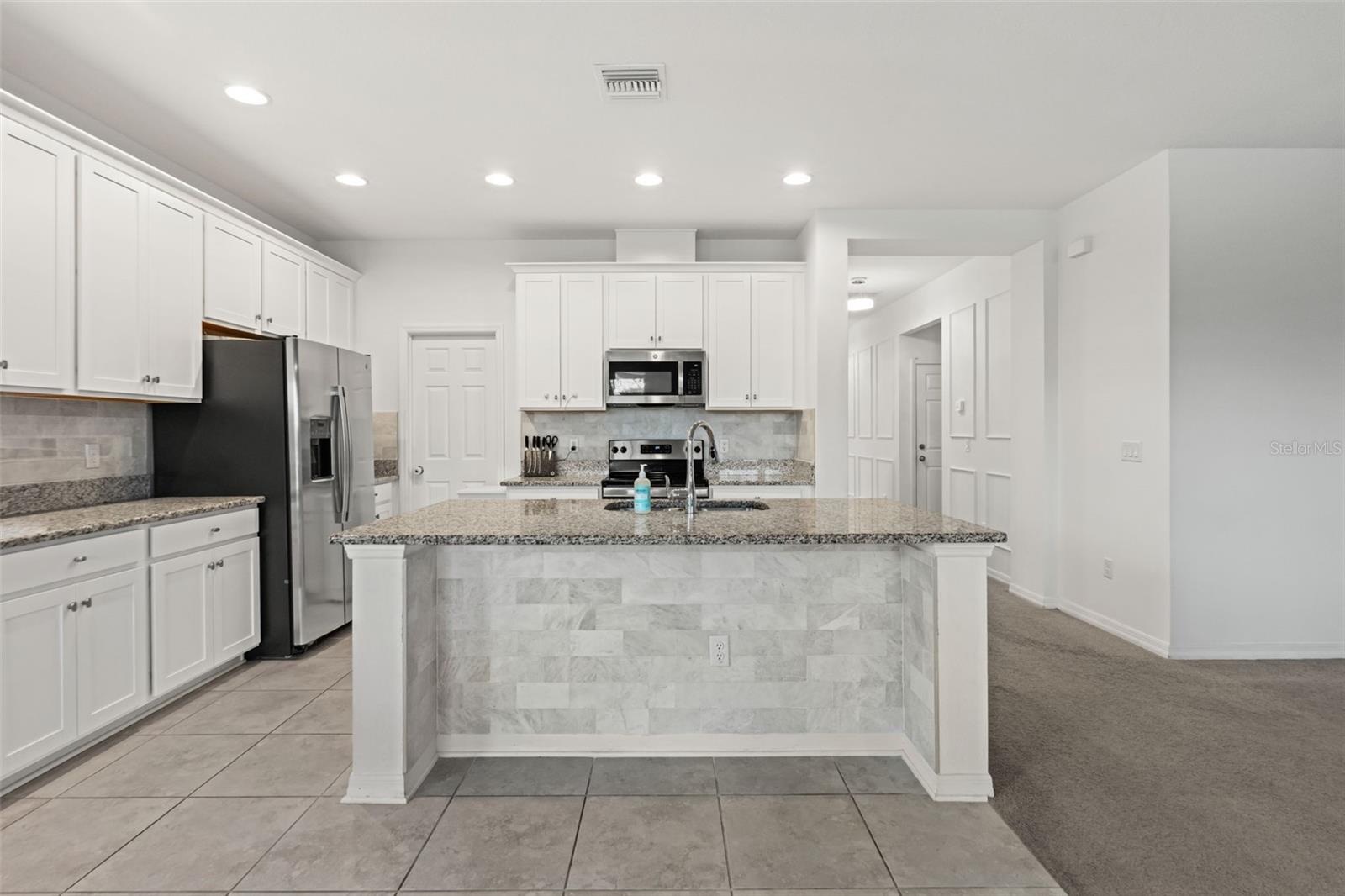 7328 POOL COMPASS LOOP — photo 16