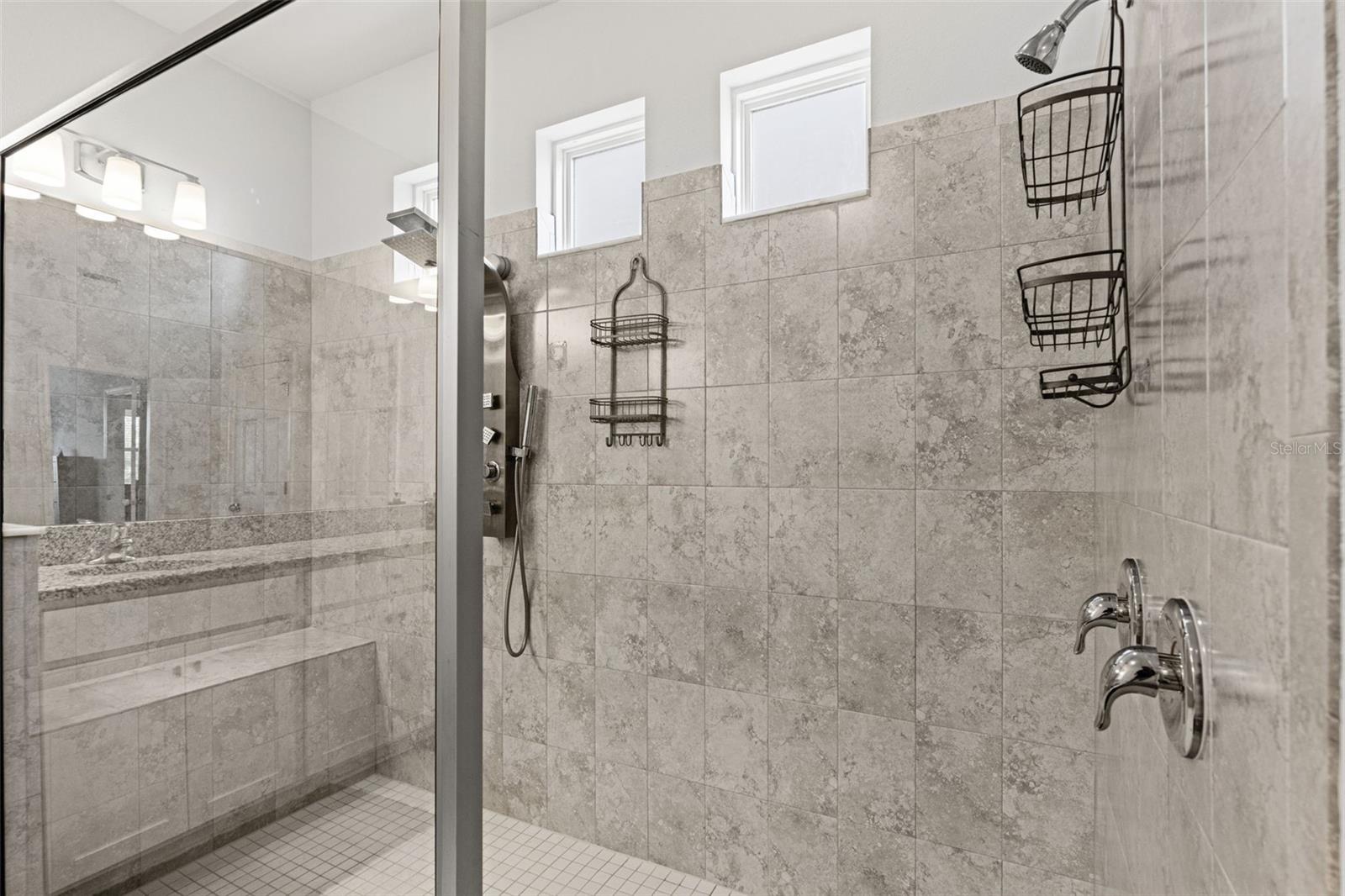 7328 POOL COMPASS LOOP — photo 24