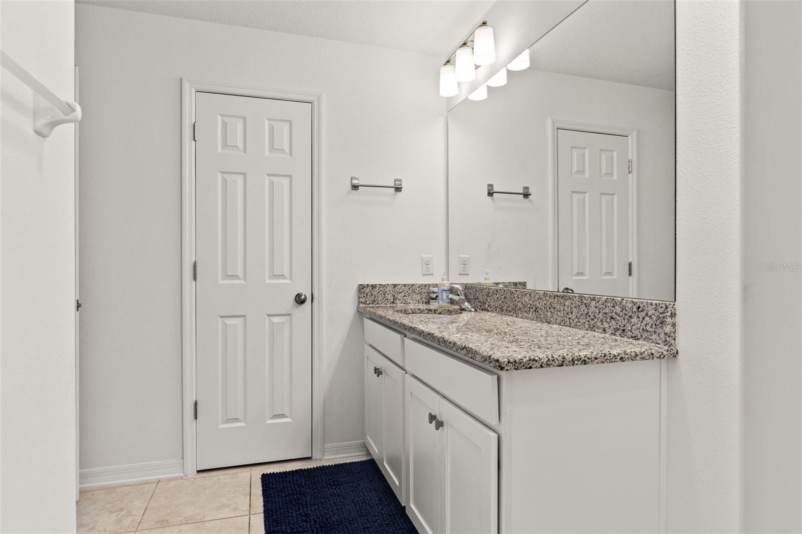 7328 POOL COMPASS LOOP — photo 39