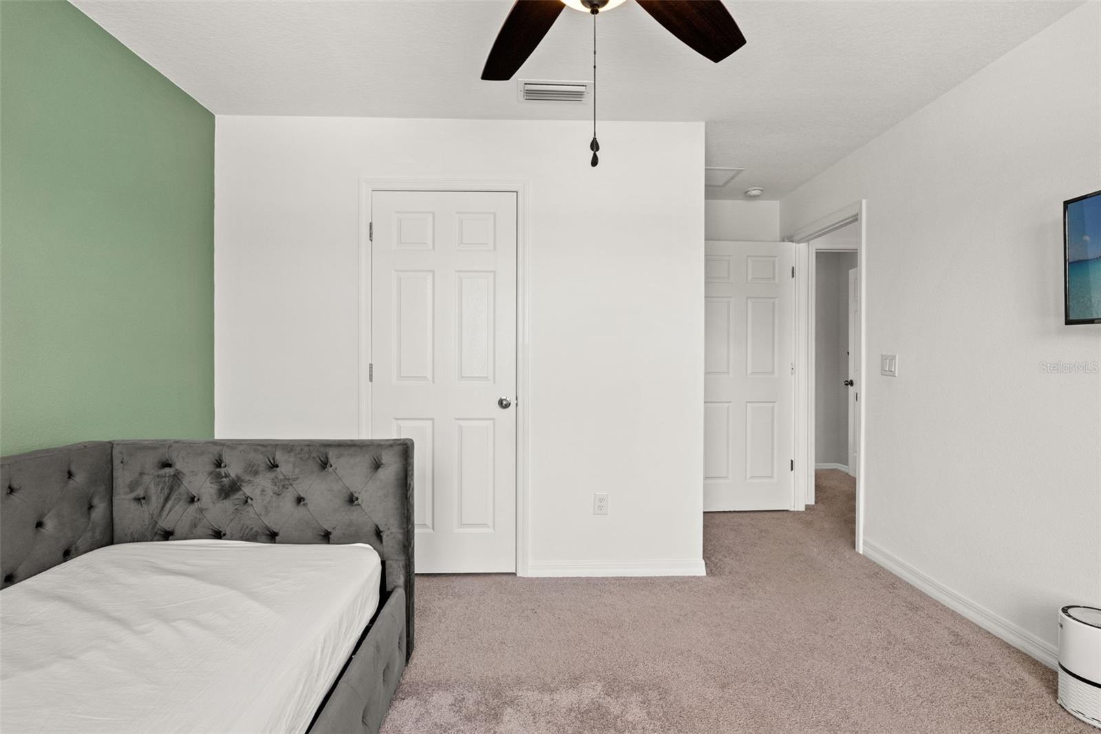 7328 POOL COMPASS LOOP — photo 43