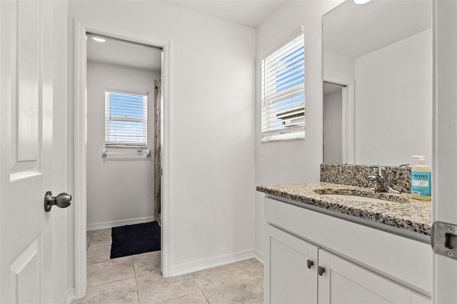 7328 POOL COMPASS LOOP — photo 36