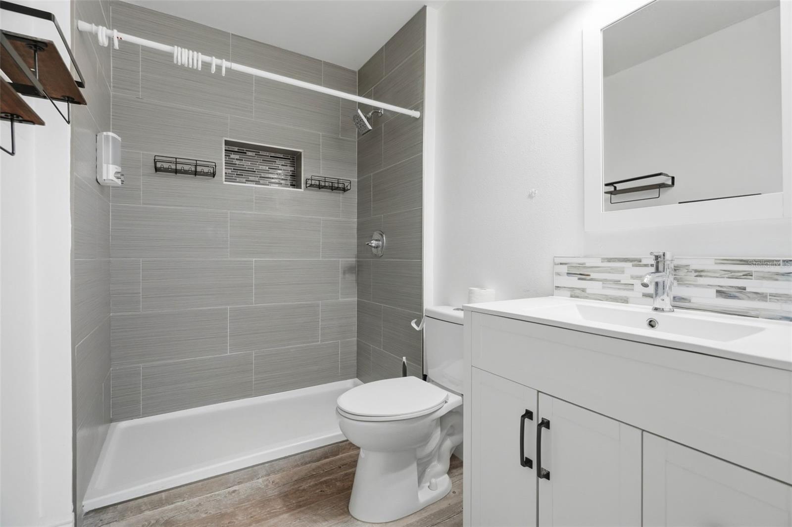 4604 ASHBURN SQUARE DR — photo 21