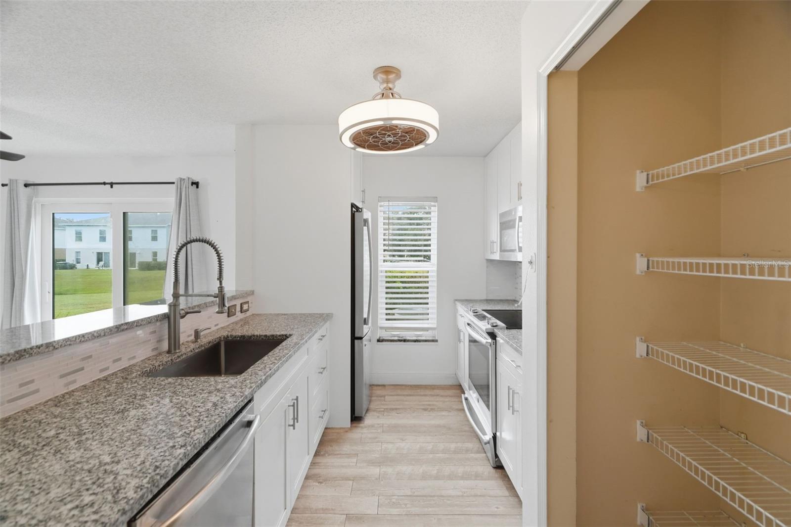 4604 ASHBURN SQUARE DR — photo 13
