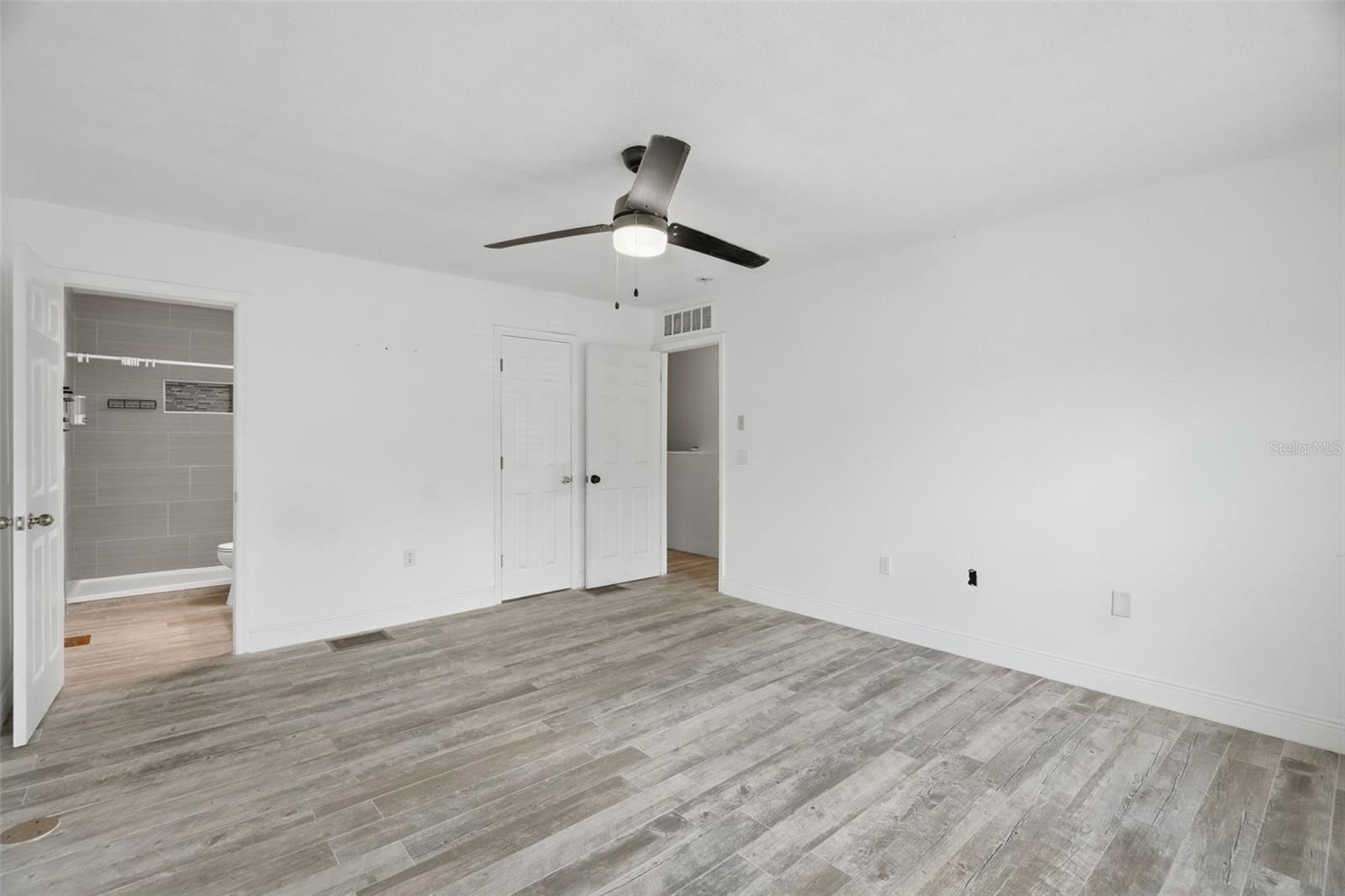 4604 ASHBURN SQUARE DR — photo 20