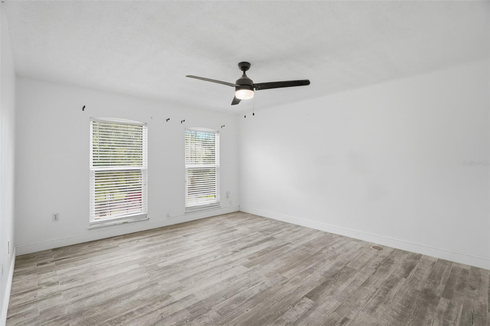 4604 ASHBURN SQUARE DR — photo 19