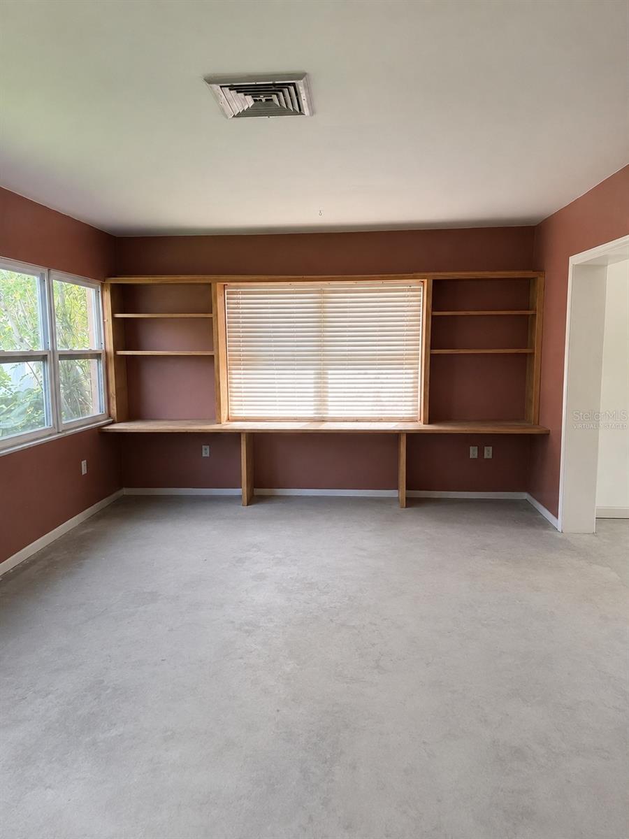 2843 BAY ST — photo 8
