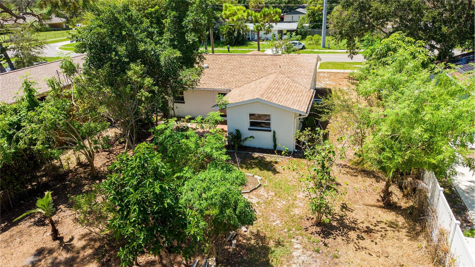 1949 TROTTER RD — photo 27