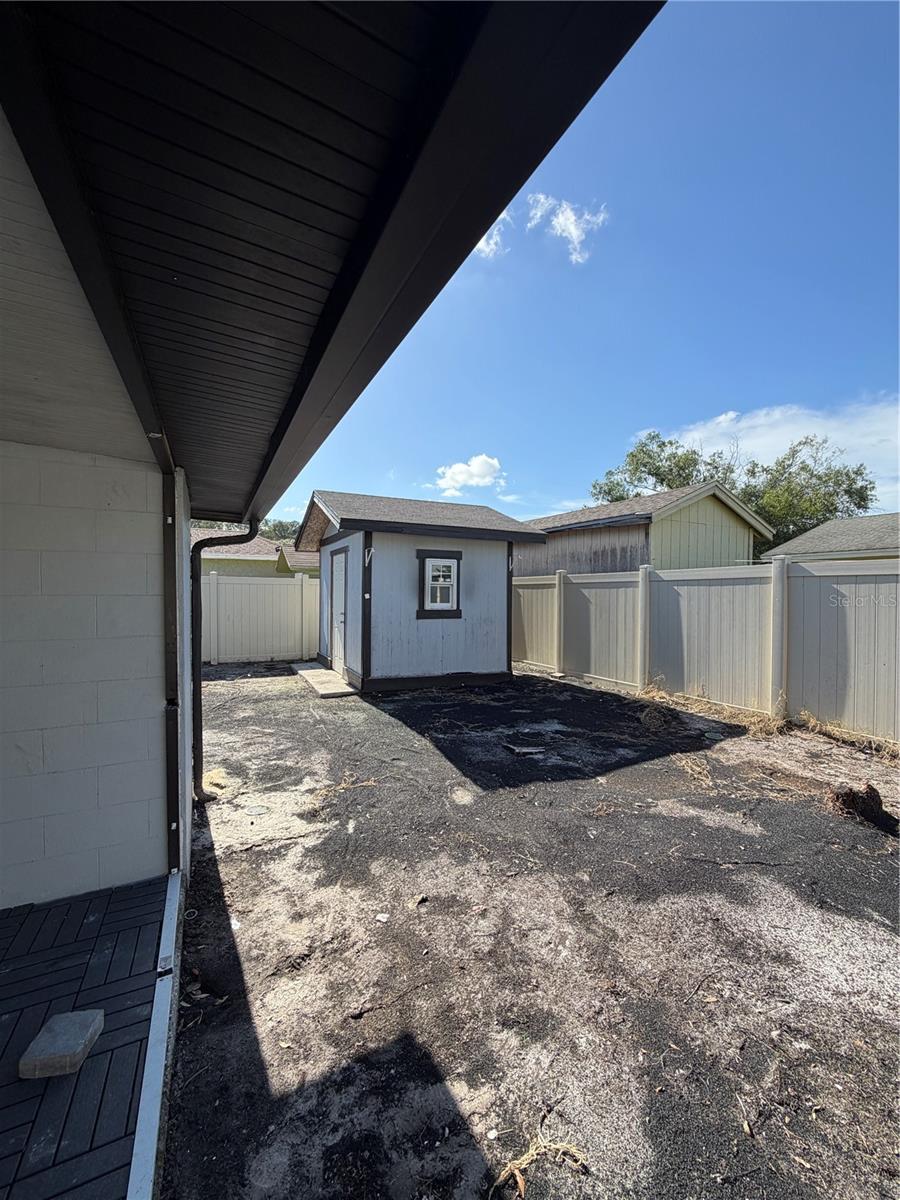 10205 BELLHURST CT — photo 20