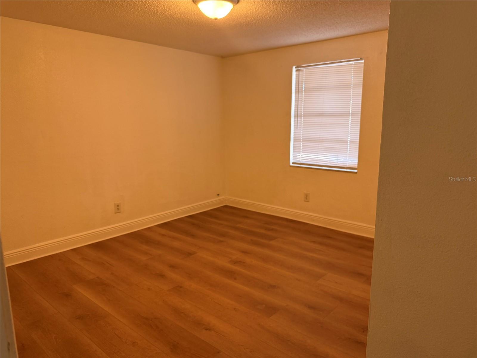 10205 BELLHURST CT — photo 15