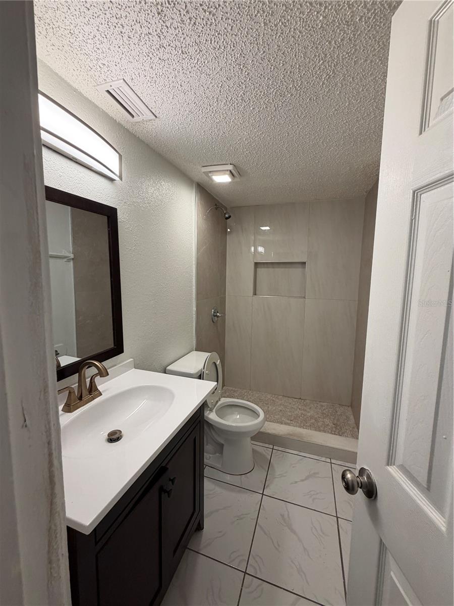 10205 BELLHURST CT — photo 16